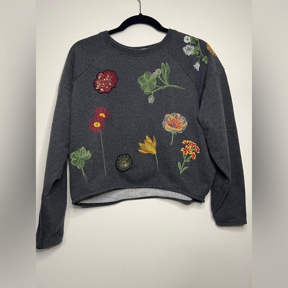 Zara Gray Floral Embroidered Sweater - Picture 1 of 7